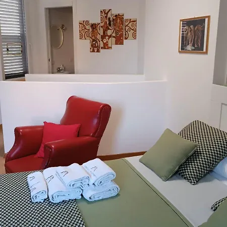 Collection: Naviglio Martesana Apartamento Milán